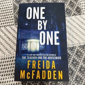 3/20$ One by One by Freida McFadden Book
